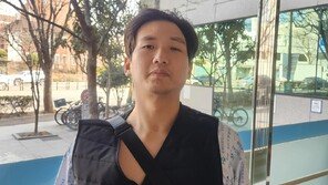 흉기 찔리고도 강도 뒤쫓은 시민에 표창