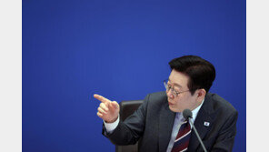 李 “똘똘한 한 채로 갈아타기? 주거용 아니면 안하는 게 이익”