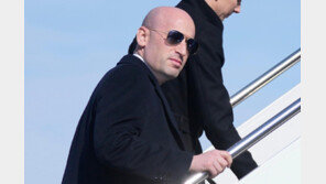 트럼프, 韓근로자체포 “몰랐다”…실세 밀러가 이민단속 주도