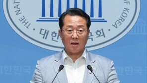 당정, 대형마트 새벽배송 제한 완화 추진…與 “논의 과정”