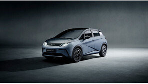 BYD, 소형 전기 해치백 ‘돌핀’ 출시…2450만 원부터