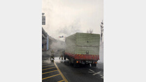 서산서 주행중인 5톤 트럭에 화재…60대 운전자 자력 탈출