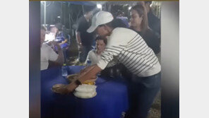 “맛집인 줄 알았는데”…태국 유족들, 장례식장 착각한 외국인에 ‘반전 환대’