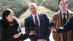 “동료들 감사, 조속한 정리위해 힘 보태달라”…쿠팡 로저스, 임직원에 메일