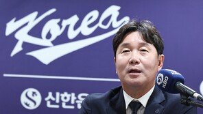 류지현 감독 “WBC 목표는 8강 진출…체코전 계획된 승리 중요”
