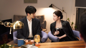  고윤정·김선호 ‘이 사랑 통역 되나요?’, 2주 연속 넷플릭스 비영어 TV쇼 1위