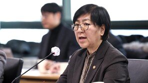 2037년 의사 4262~4800명 부족… 증원 규모는 더 줄어들 듯