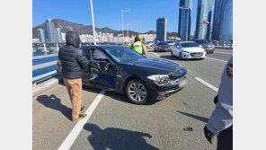 부산 광안대교 상판서 5중 추돌…80대 운전자 차로 변경 중 ‘쾅’