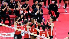 페퍼, ‘선두’ 도로공사 꺾고 11승…구단 역대 최다승 동률