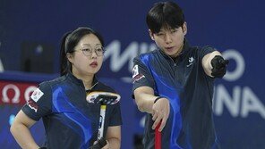 컬링 김선영-정영석, 에스토니아 잡고 5연패 뒤 2연승