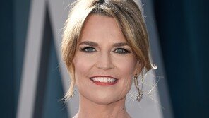 “84세 노인 ‘심장 신호’ 끊기고 혈흔 발견”…美 유명 앵커 母 납치