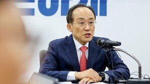 ‘계엄 표결 방해’ 추경호 재판, 내달 본격화…CCTV 통해 동선 검증