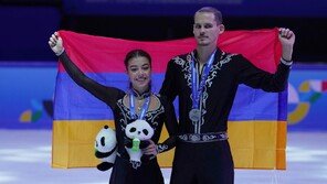 곡명 대신 작곡가만 공개…피겨 음악에 불통 튄 ‘영토분쟁’