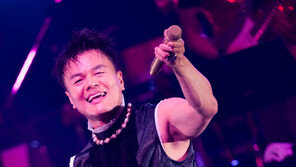 JYP 박진영, 日서도 현역 증명