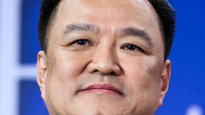 아누틴 태국총리, 보수風 타고 총선 대승