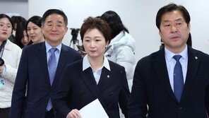 [단독]與 친명계 70여명 ‘李 공소취소’ 의원모임 결집…사실상 반청 모임