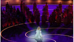 머라이어 캐리도 못 알아봐…개회식 중계 미숙 논란