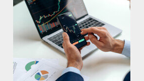 아닌밤중에 ‘비트코인 벼락’…시세급락에 강제청산도 64건