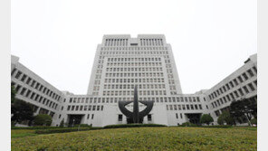 목줄 없이 맹견 키워 이웃 다치게한 견주…금고 4년