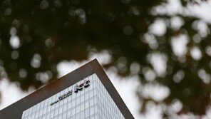 “부동산 일회성 이익 덕” KT, 지난해 영업익 205% 껑충