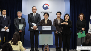 의협 “정부, 합리적 이성 결여” 증원 표결 불참