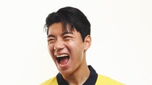 옥스퍼드 전진우, 유럽 무대 데뷔…버밍엄 백승호는 어깨 부상