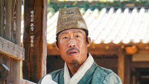 ‘왕과 사는 남자’ 7일 연속 1위…‘만약에 우리’ 250만 돌파