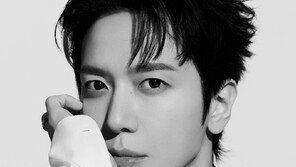 정용화, 오늘(11일) 日 스페셜 앨범 발매