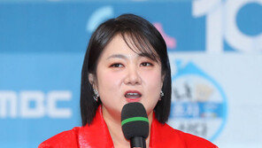 ‘전 매니저 갑질 의혹’ 박나래, 경찰 조사 연기…“건강 좋지 않다”