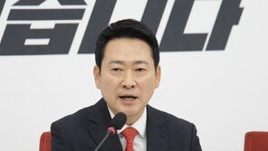 장동혁 “등 뒤에 칼 숨기고 악수 청하는데 응할 수 없어”