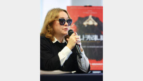 “운명에 순응하지 않는 여성의 이야기”…7년 만에 돌아온 뮤지컬 ‘안나 카레니나’