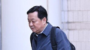 대장동 재판부, ‘증인 불출석’ 유동규에 구인영장…내달 11일 신문