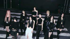 니쥬, 日 신보 콘셉트 비주얼 공개…시크한 카리스마