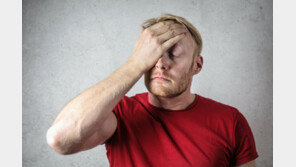 남성갱년기, 성기능 저하만이 아냐…호르몬 치료, 단기 처방에 그쳐