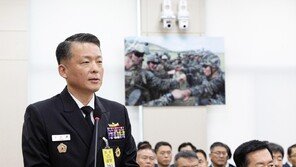 국방부, ‘계엄 관련 의혹’ 강동길 해군참모총장 직무배제