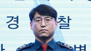 [속보]엄성규 부산경찰청장 대기발령…임명 4개월여만