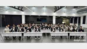 곽재선 KGM 회장, 북 콘서트로 소통 경영 행보