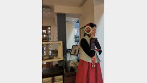 55세 이영애, 장금이 시절 재현…완벽 한복 자태