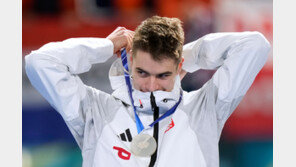 “배신자” 소리 들으며 러 국적 버린 빙속 선수, 첫 올림픽 은메달