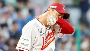 SSG 날벼락…‘어깨 통증’ 김광현, 스프링캠프 중도 하차