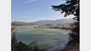 얼음낚시하다 저수지 빠진 60대, 40분간 얼음판 붙잡고 버텨