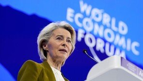 안보·에너지·무역 모두 美 손아귀에…“脫미국” 유럽의 딜레마