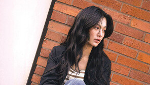 GS샵, ‘코어 어센틱’ 잡화까지 확장… 토탈 패션 브랜드로 육성