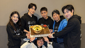 ‘왕과 사는 남자’ 300만 돌파…류승완표 ‘휴민트’ 100만 넘어