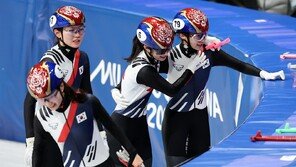 韓쇼트트랙, 사상 첫 개인전 ‘노골드’ 위기…막판 추월 전략 바꿔야