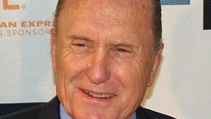 “그의 진가는 조연으로 더 빛났다”… ‘대부’ 변호사역 로버트 듀발 별세