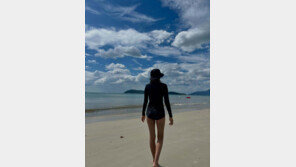 조윤희, 딸과 함께 떠난 말레이시아…수영복 자태도 ‘눈길’