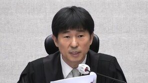 김용현 징역 30년…“尹의 비이성적 결심 조장한 측면도”