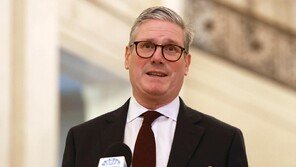 英, ‘비동의 性이미지’ 48시간내 삭제 의무화… 스타머 “여성 대신해 빅테크와 벌이는 전쟁”