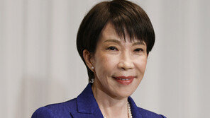 다카이치 “인도태평양의 등대 될것”… 中견제 방위력 강화 공언